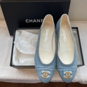 NWT!! CHANEL Blue Denim Ballerina Flats